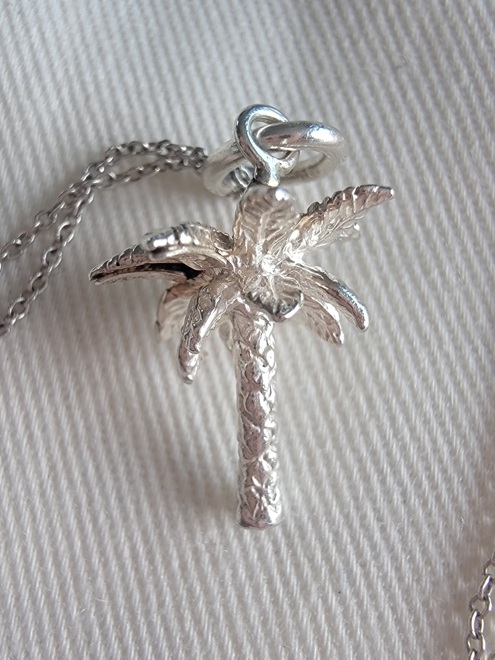 Tiffany & Co. Silver Palm Tree Pendant Necklace - Women Jewelry